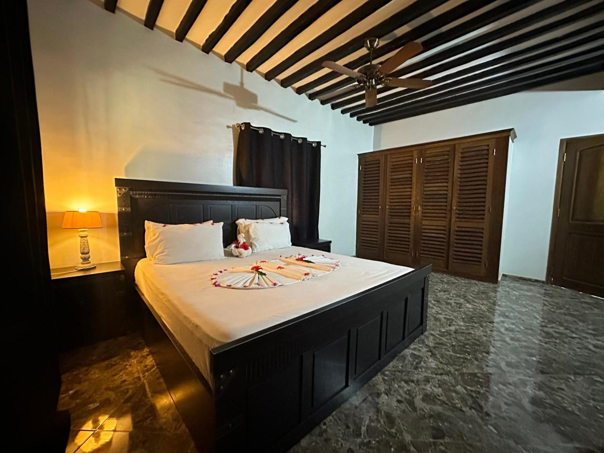 Pole Pole House Hotel Нунгви Екстериор снимка